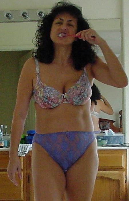 25P In my underwear & Bikini