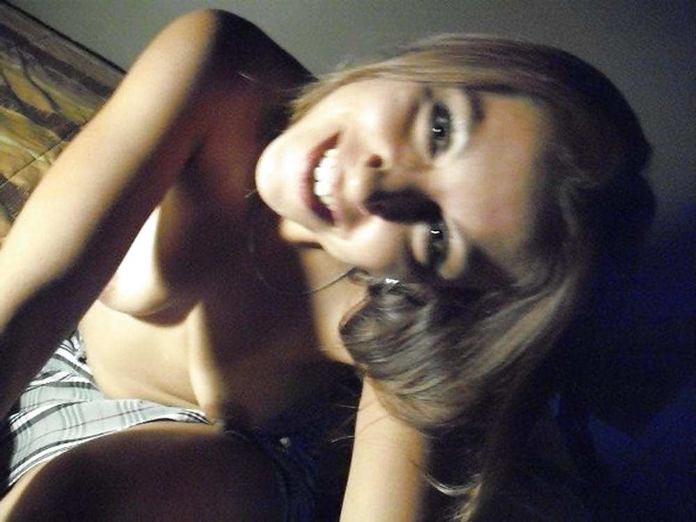 25P The most famous girls on the net 42