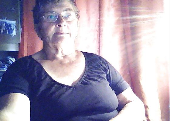 25P BBW GRANNY