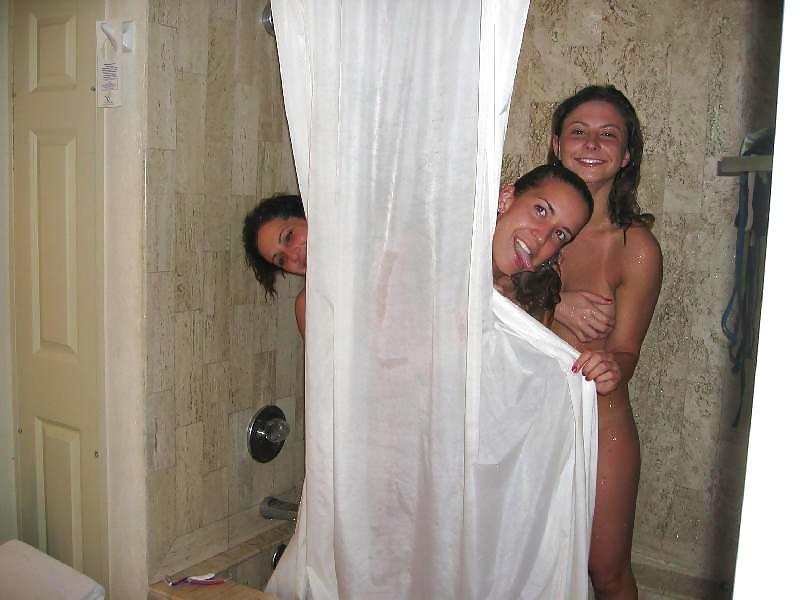 17P Shower-Party