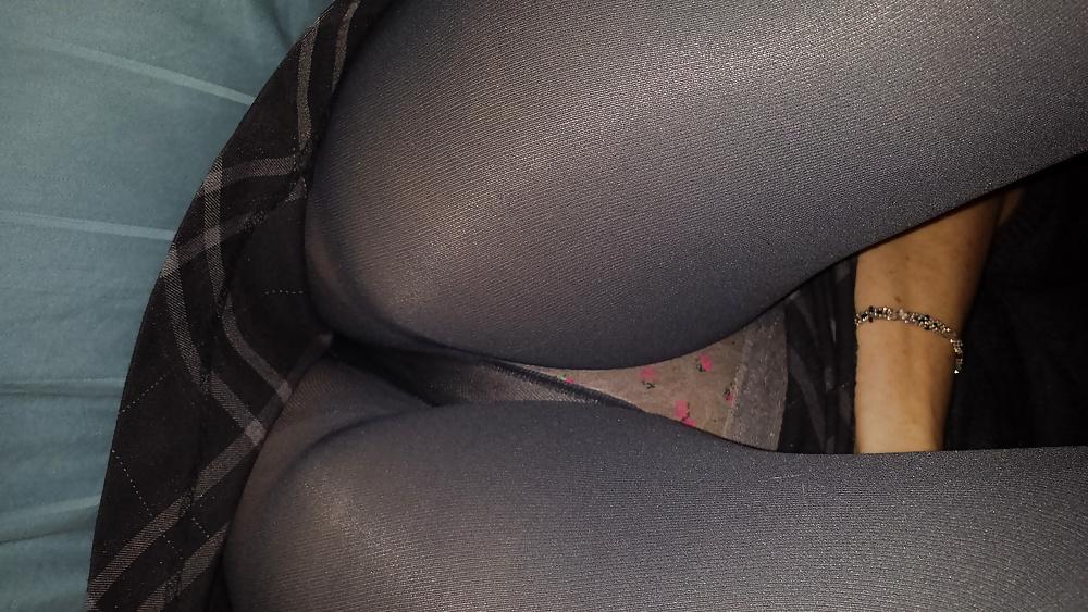 18P Flashing pussy in public