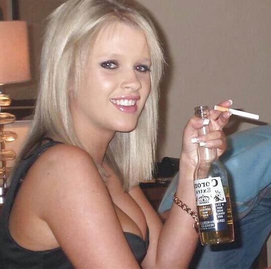 25P Smoking fetish and sexy nails mix