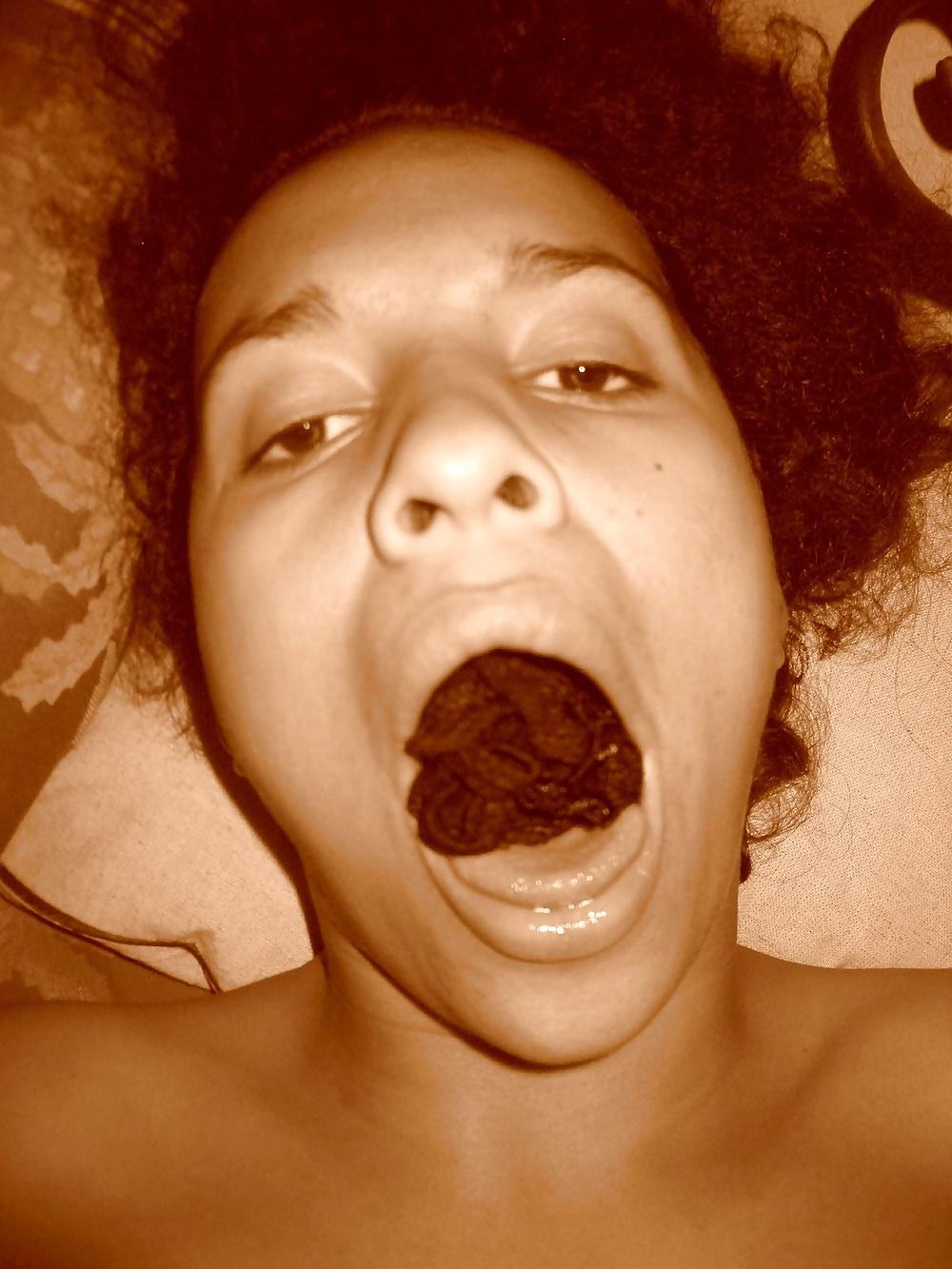 25P BLACK WOMAN BONDAGE 2