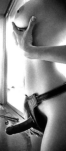 25P Femdom girls
