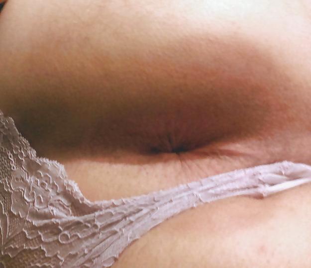 10P Lonely in lace