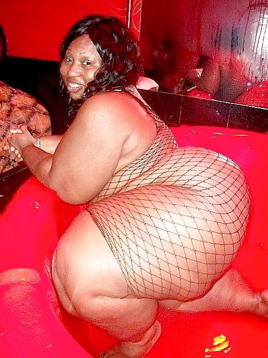 25P BBW Adult Entertainer #21 Hot Chocolate