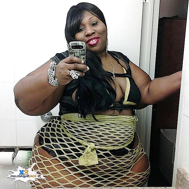 25P BBW Adult Entertainer #21 Hot Chocolate