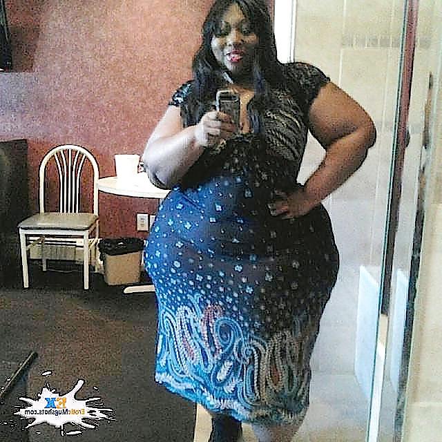 25P BBW Adult Entertainer #21 Hot Chocolate