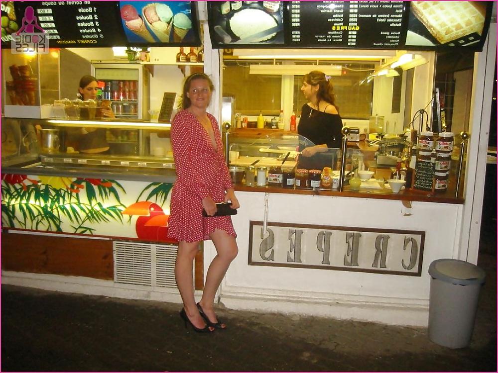 24P Wife in public