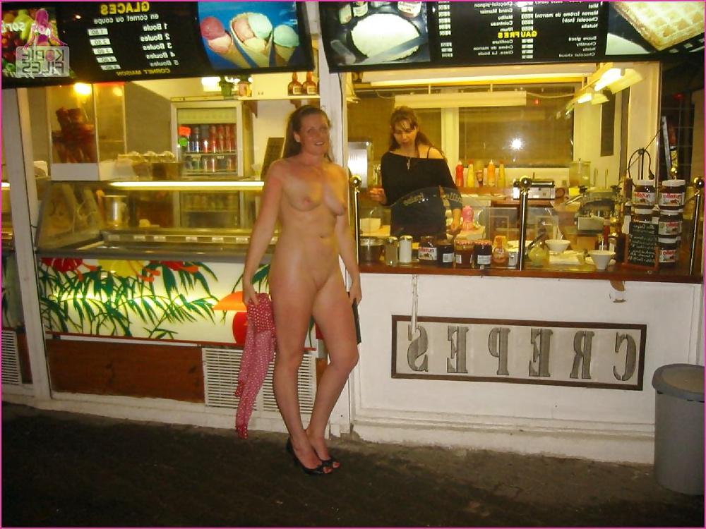 24P Wife in public