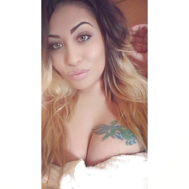 6P Wunderschöne Latina-Milf