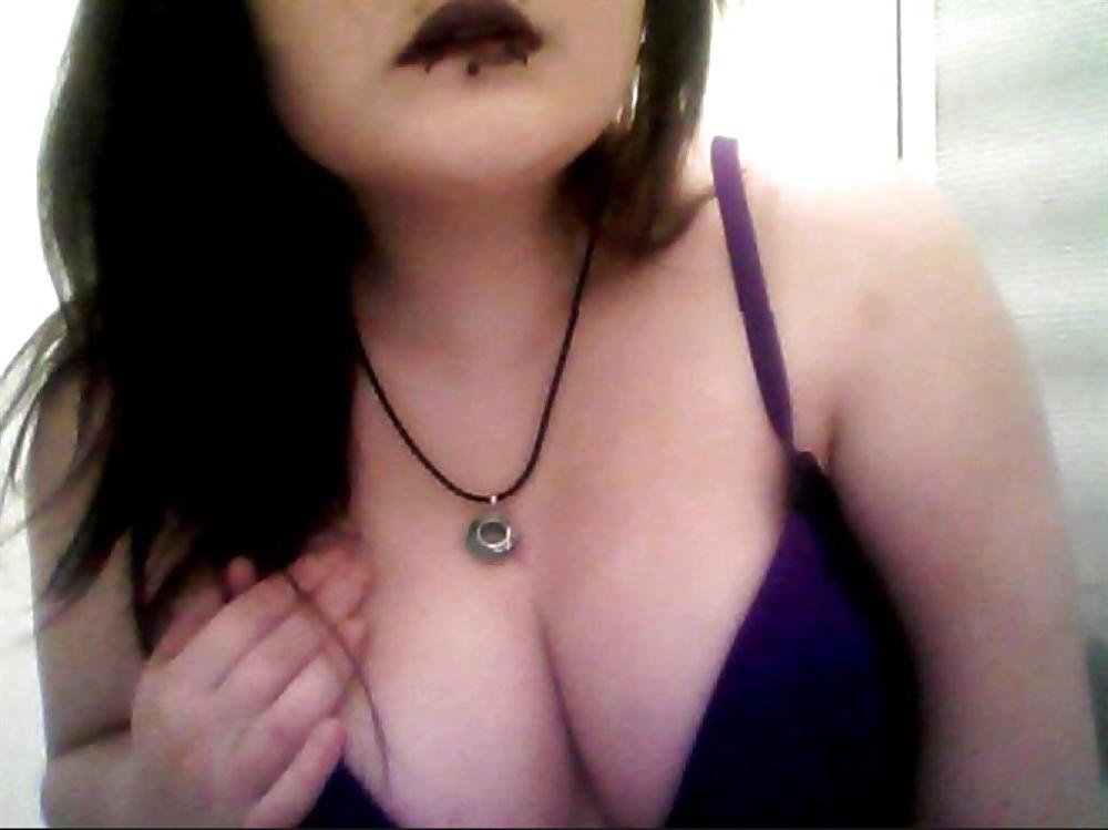 25P Big Natural Silicone-free Boobs! (Asian BBW Teen)