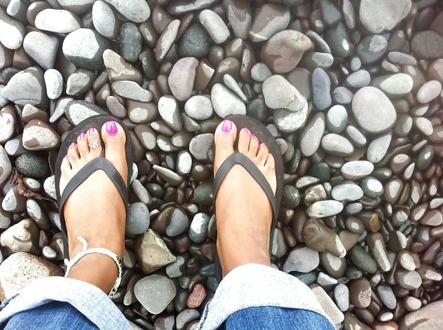 25P My Ex Black Whore's Bare Feet