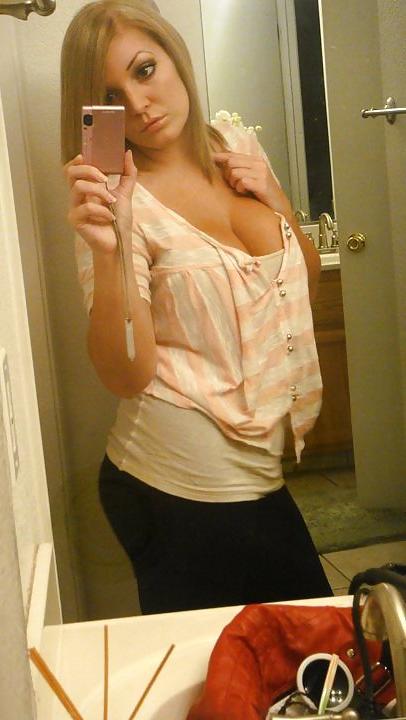 25P Winter (a.k.a 'internet famous' Epic Cleavage Girl!)