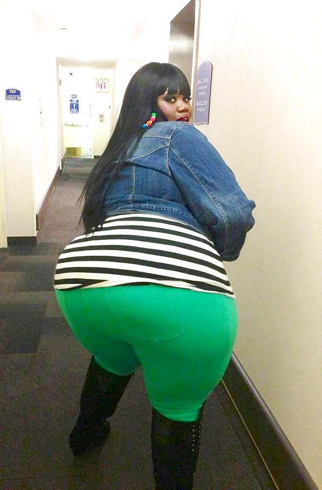 25P BBW Adult Entertainer #8 Beverly Blue Aka Beverly Blu