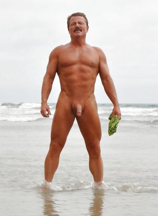 25P Gorgeous men naked