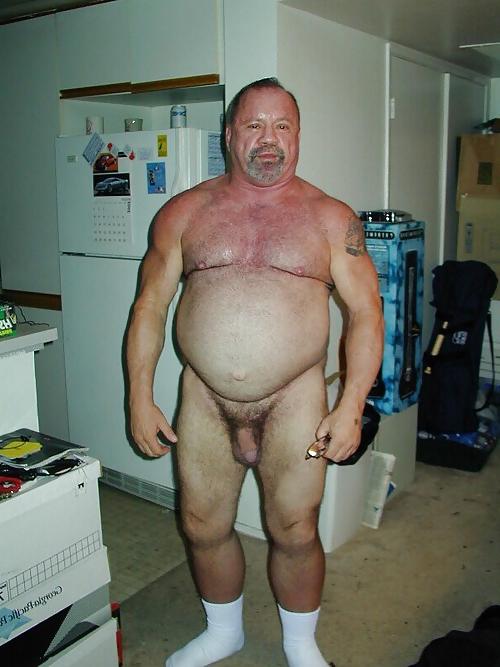 25P Gorgeous men naked