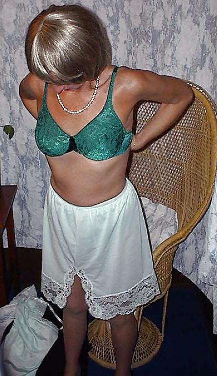 25P Bras and Half-Slips 8