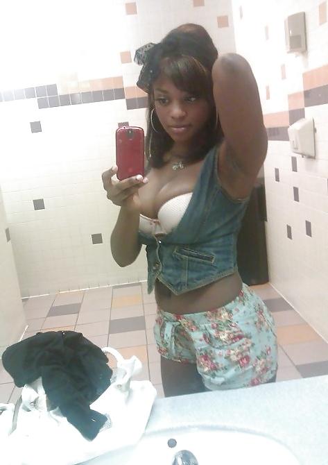 17P Young MuthaFuggaz 3 (Black.Ebony)