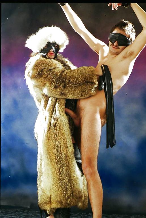 25P Vanessa in Furs & Femdom