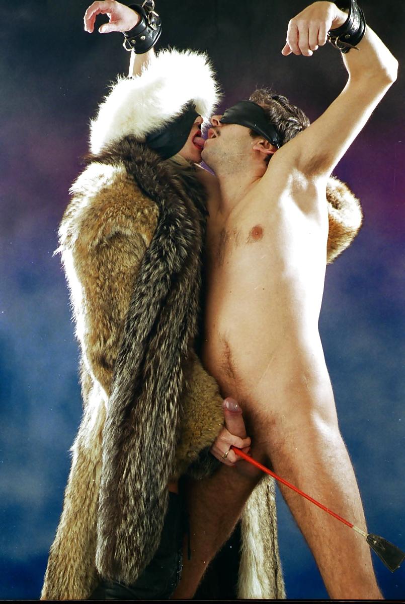 25P Vanessa in Furs & Femdom