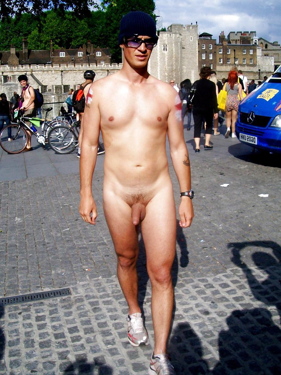 25P Nude men in public
