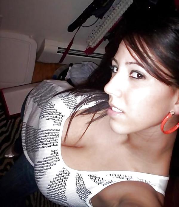 25P Sexy Cleavage 55