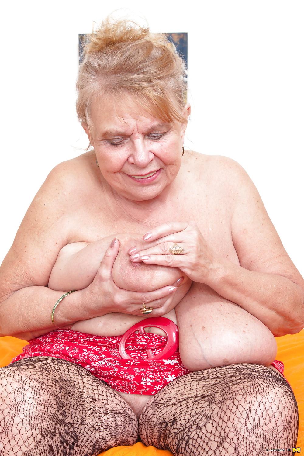 25P Old BBW granny with HUGE saggy tits PART 3