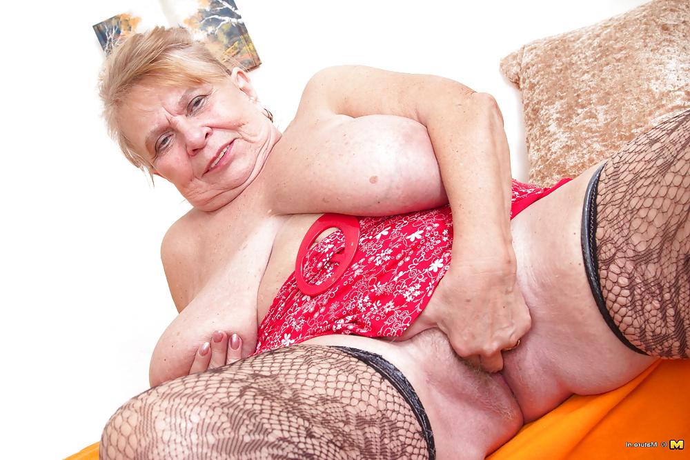 25P Old BBW granny with HUGE saggy tits PART 3