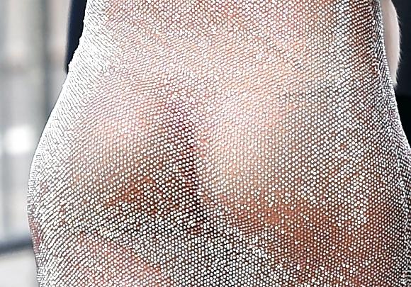 7P Rihanna See-Through Nipple Show 