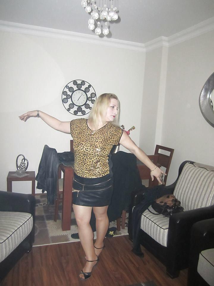 11P Turkish sexy Lady