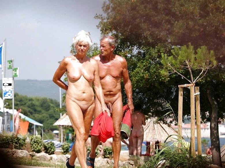 25P Grandpa & Grandma Nudes