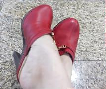 25P Red Clogs I