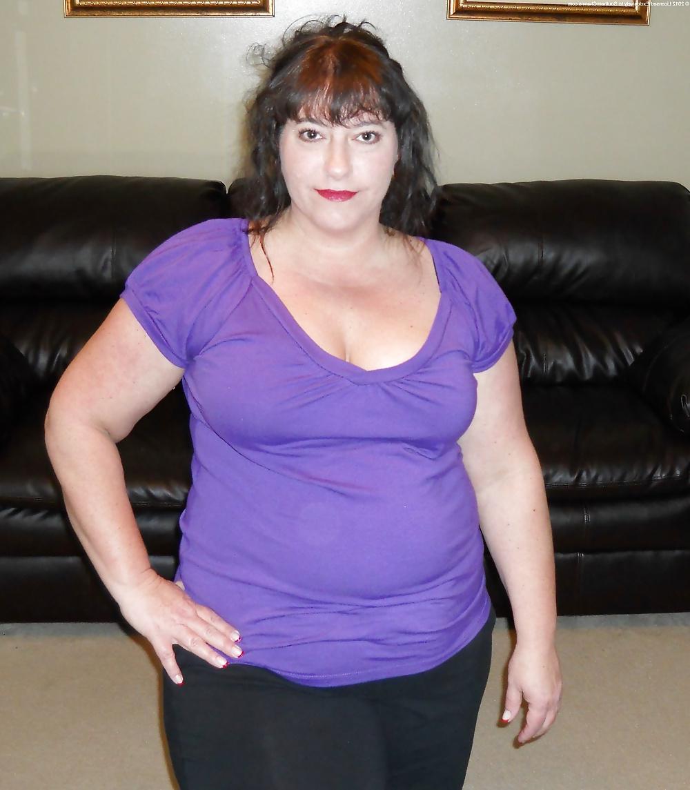 25P Tanned mature bbw