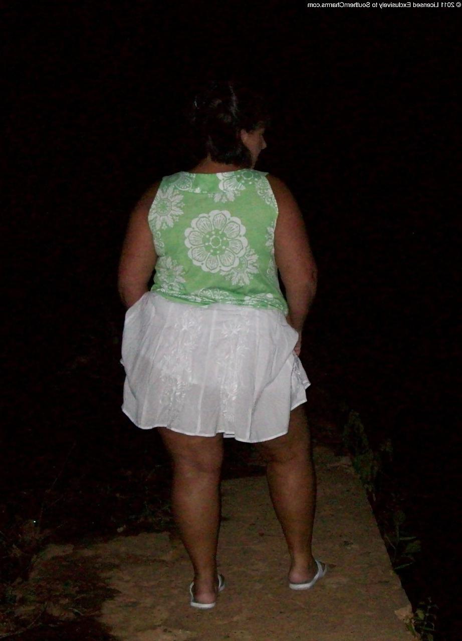 25P Tanned mature bbw