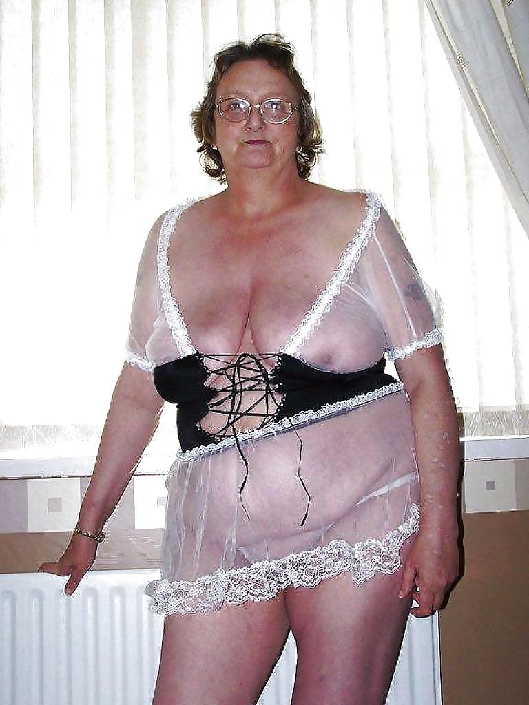 25P Grannies BBW Matures #76