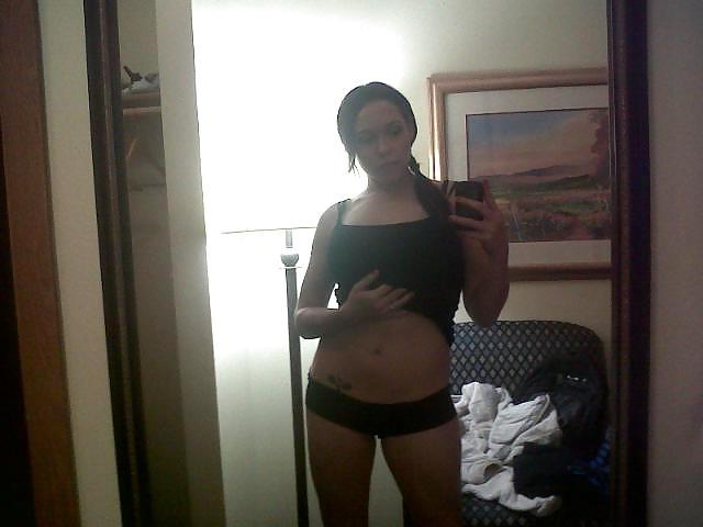 25P Sexy Dark Brunette