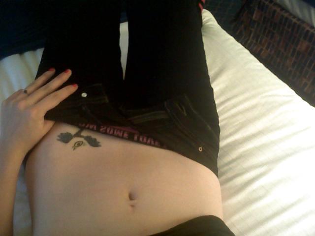 25P Sexy Dark Brunette