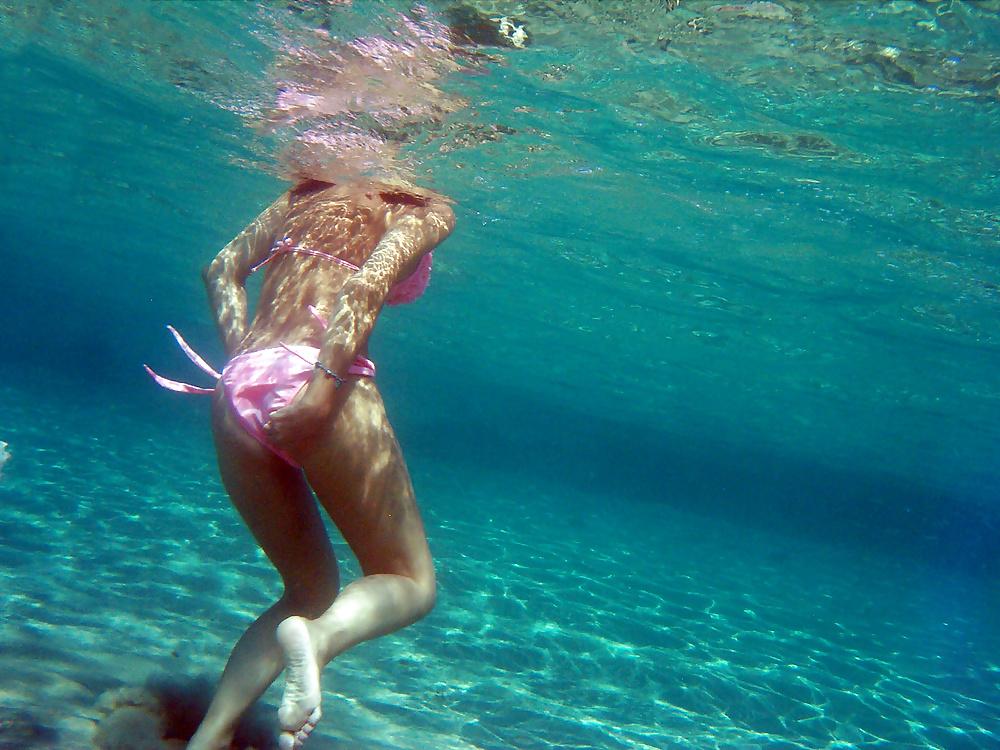 25P Underwater bikini