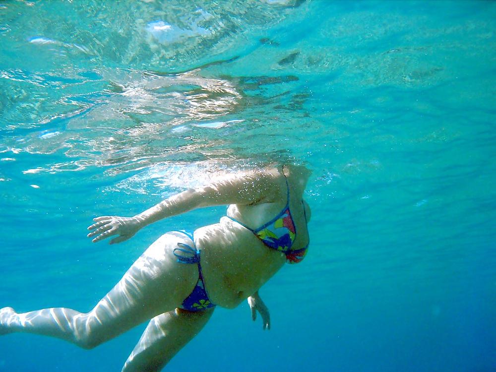 25P Underwater bikini