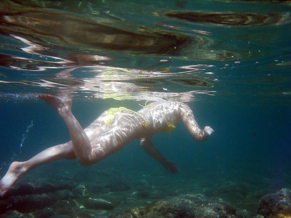 25P Underwater bikini