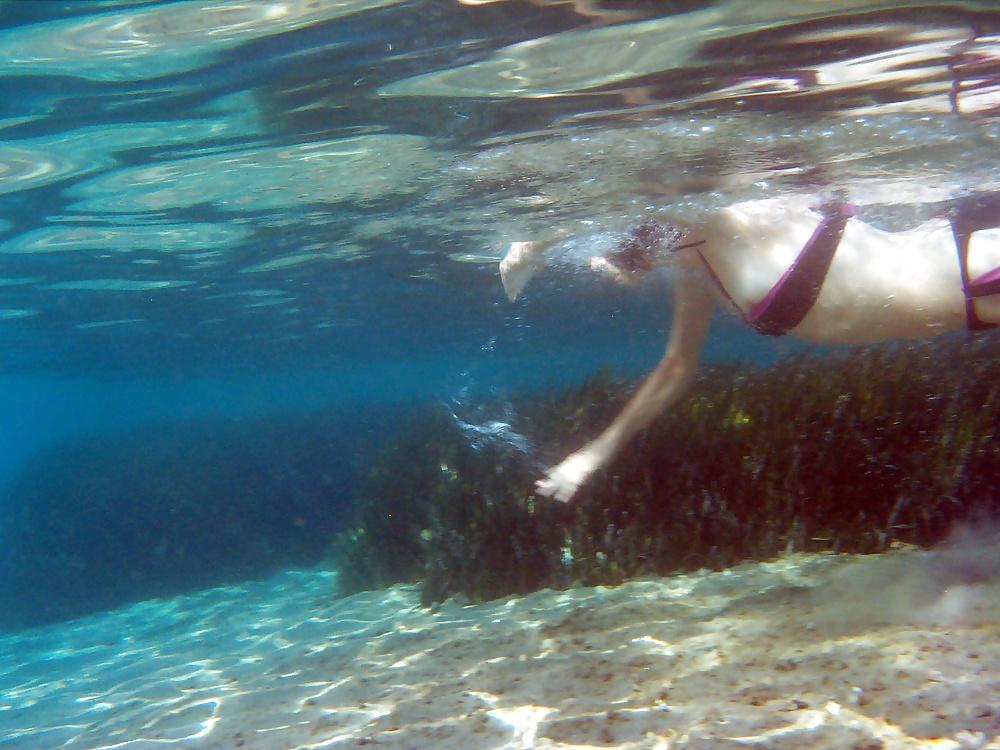 25P Underwater bikini