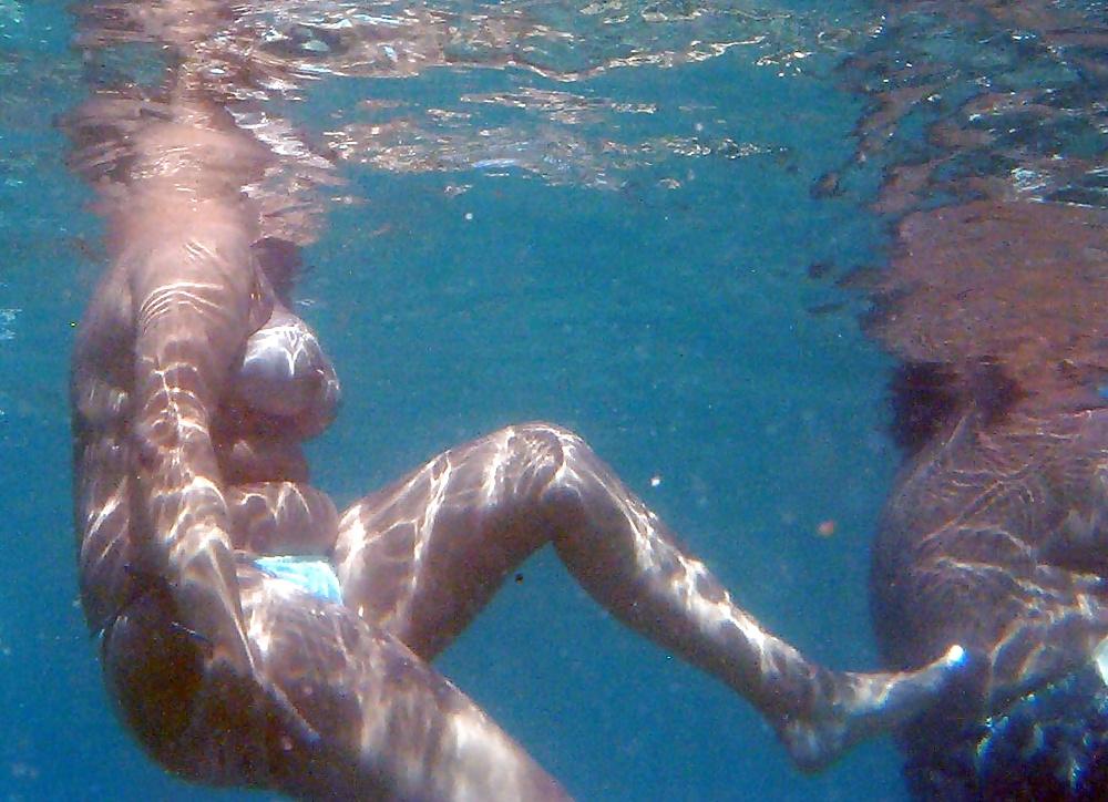 25P Underwater bikini
