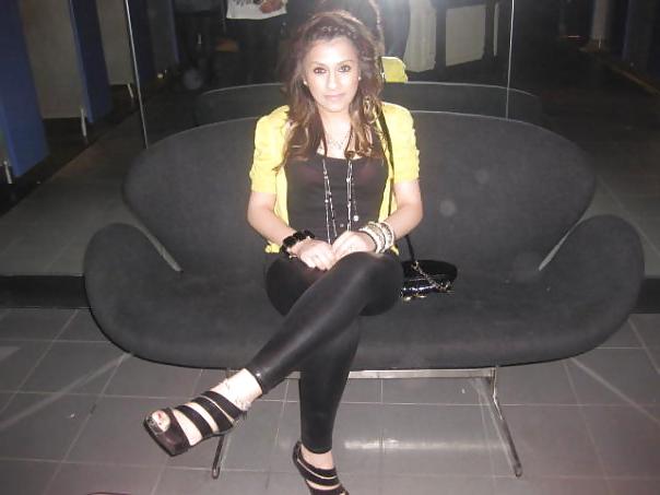 25P Uk british indian paki bengali slut in heels for degrading