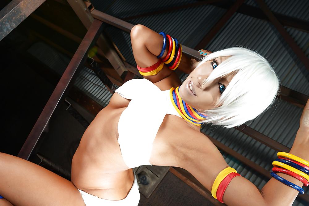 25P Dancing Elena