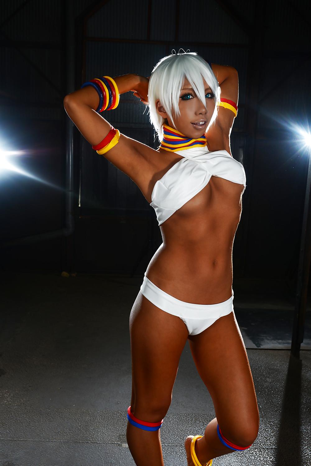 25P Dancing Elena