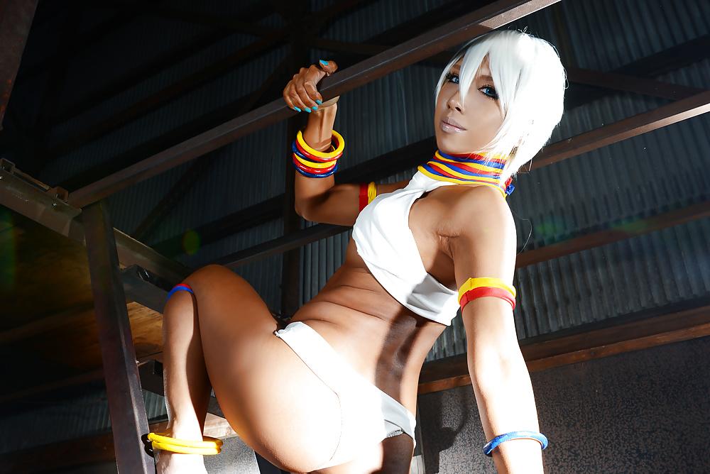 25P Dancing Elena