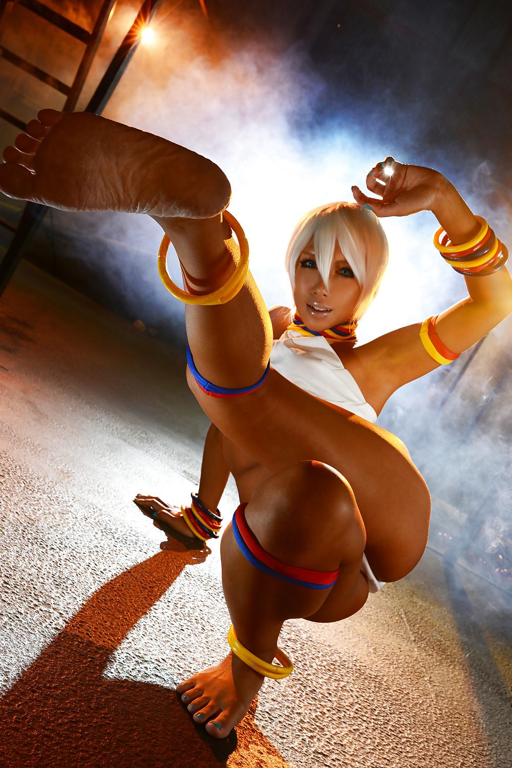 25P Dancing Elena
