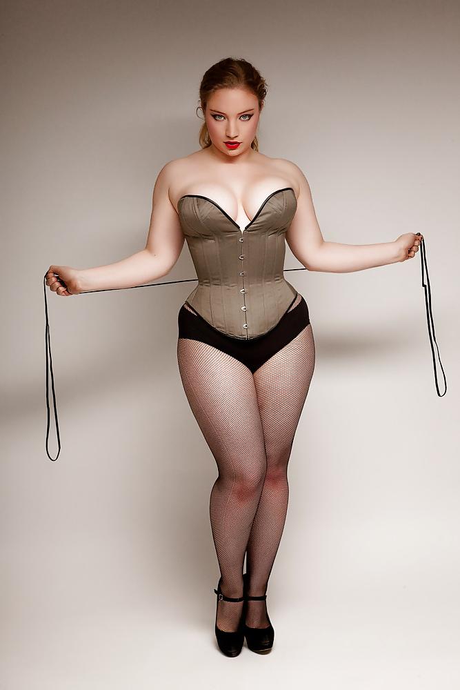 20P Curvy, Busty, BBW and Chubby - 15