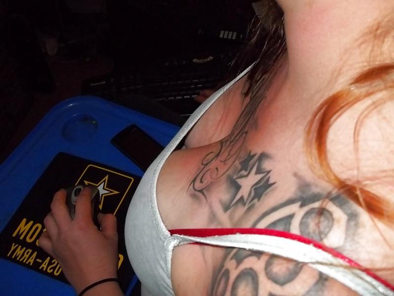 22P My Lady Friends Cleavage